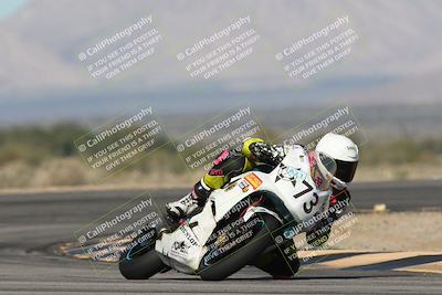 media/Jan-15-2026-Racers Edge (Thu) [[dfebeb70ab]]/2-A Group/Session 3 (Turn 16)/